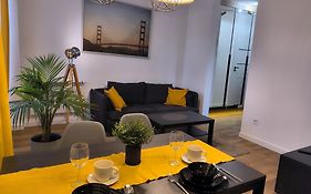 Tabago Studio 25 Zduńska Wola, Srebrna